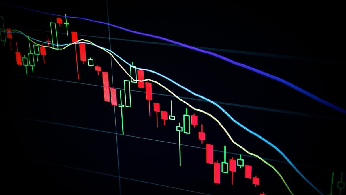 FX Trader & Dealing Desk Salaries in Limassol 2026: What CySEC Brokers Actually Pay